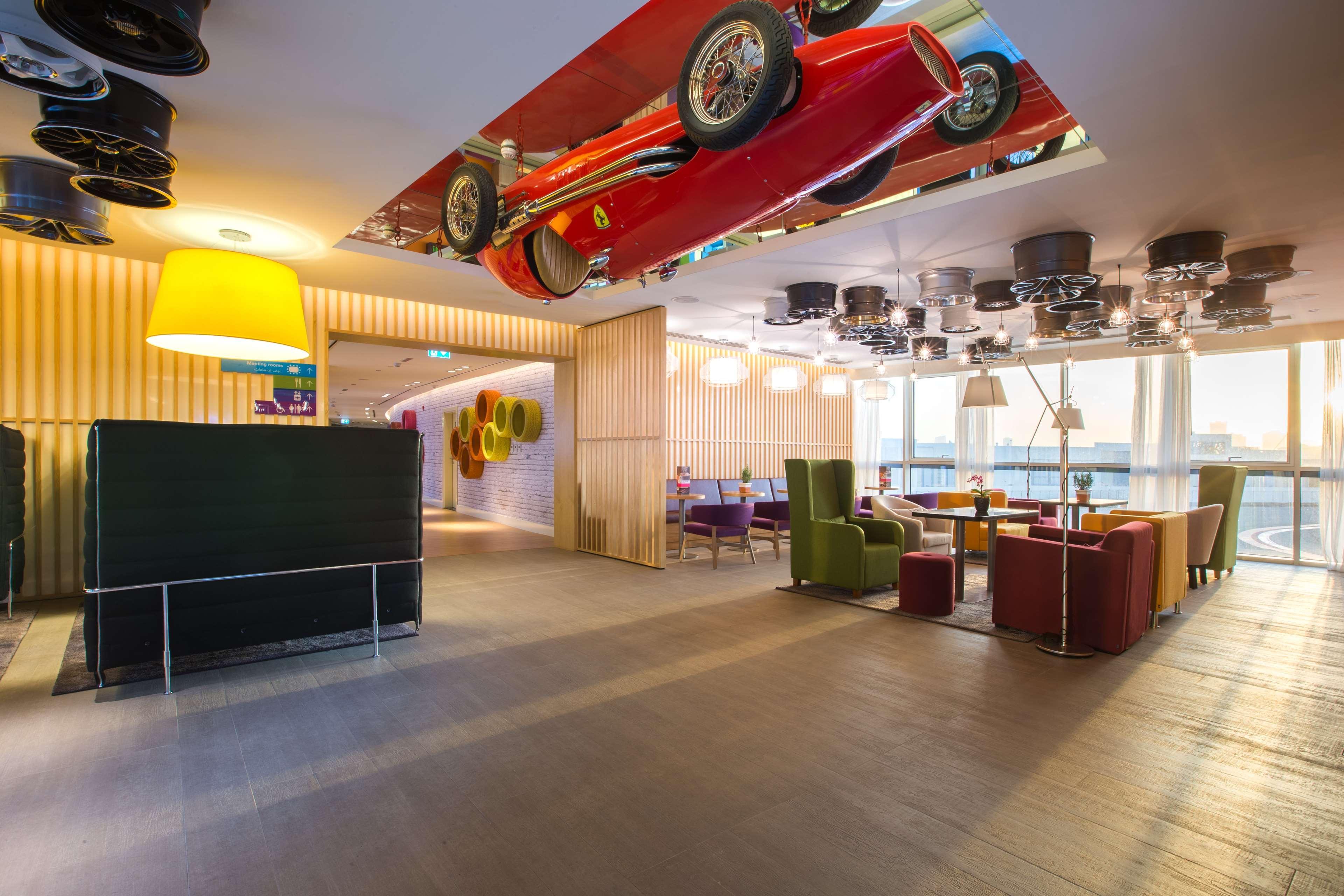 Park Inn By Radisson Dubai Motor City מראה חיצוני תמונה