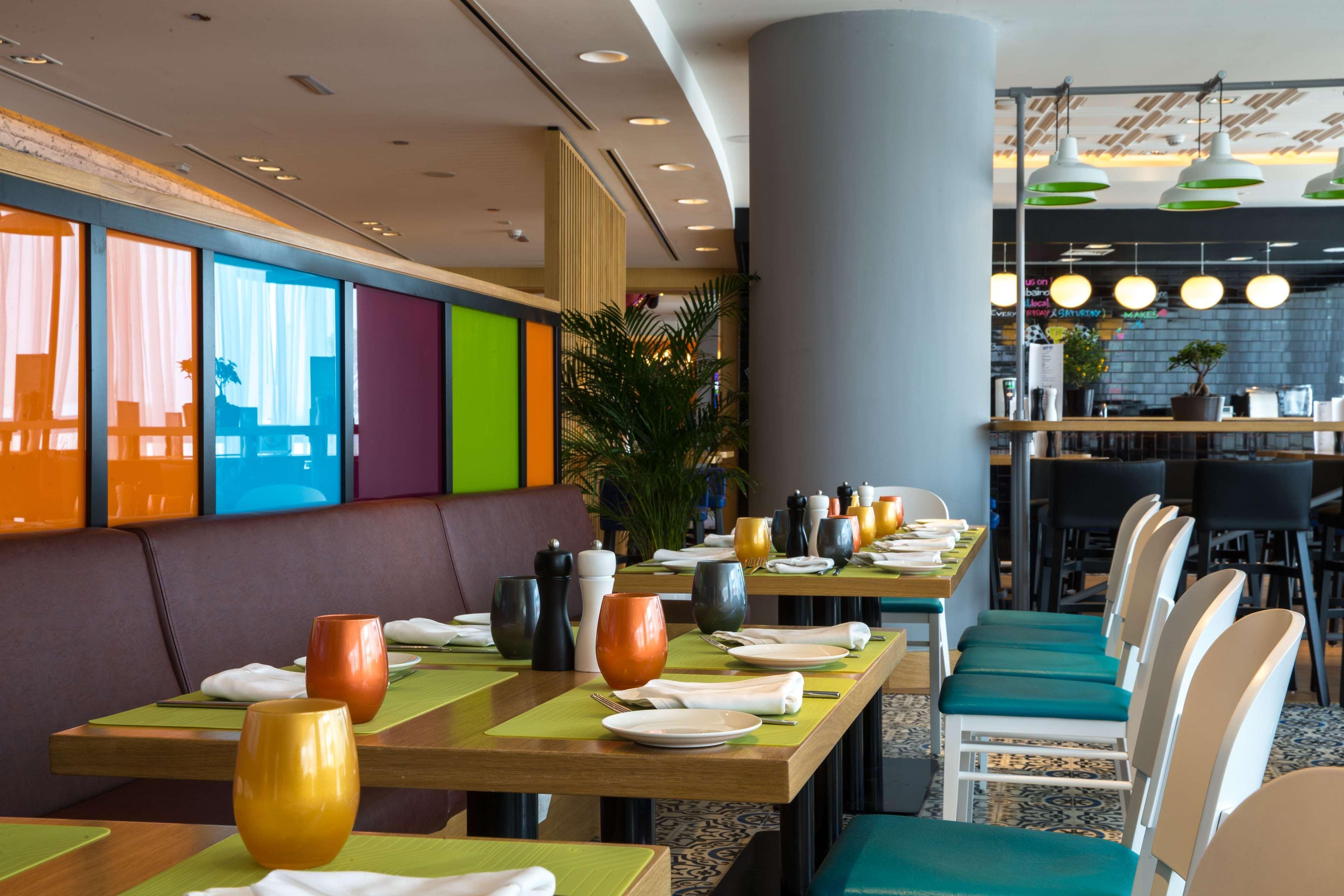 Park Inn By Radisson Dubai Motor City מראה חיצוני תמונה